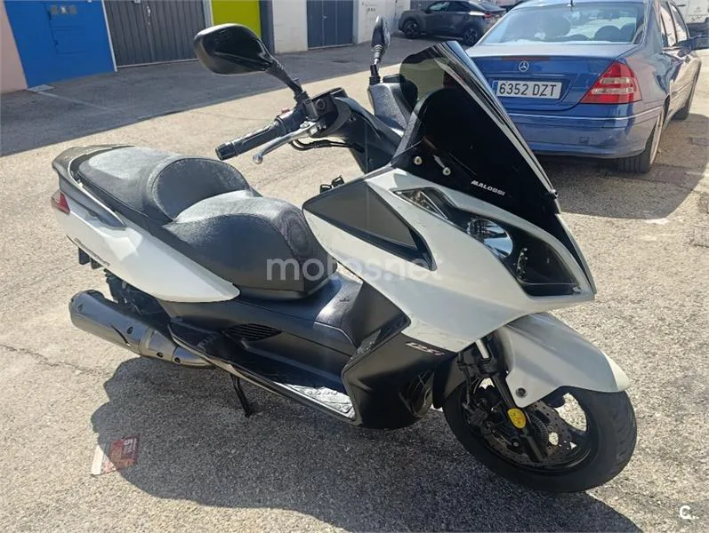 Kymco Super Dink 125 – Vista 13