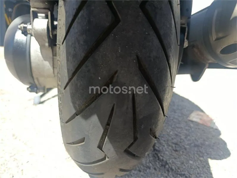 Kymco Super Dink 125 – Vista 5