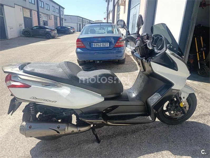 Kymco Super Dink 125 – Vista 9
