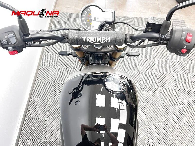 Triumph Scrambler 400 X – Vista 6