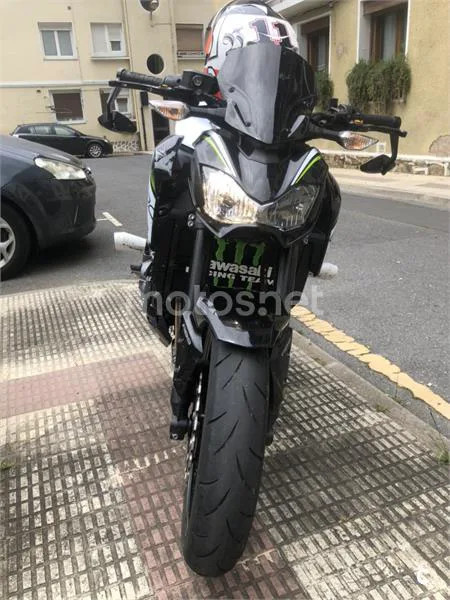 Kawasaki Z900 – Vista 4