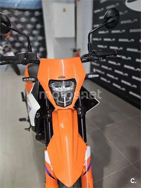 KTM 390 – Vista 5