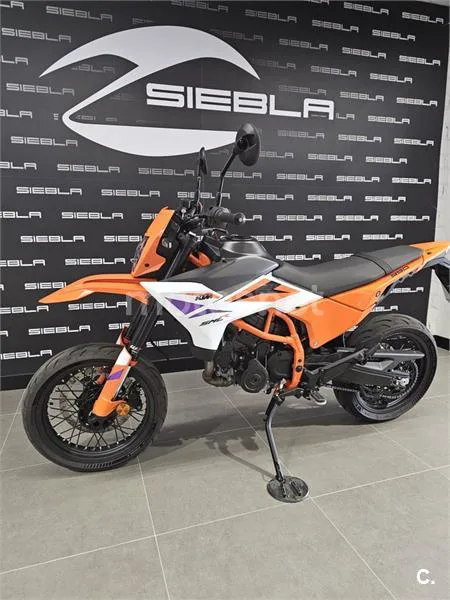 KTM 390 – Vista 10