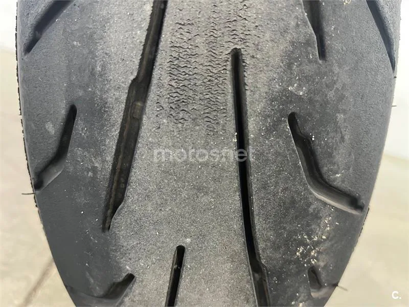 Triumph Street Triple – Vista 26