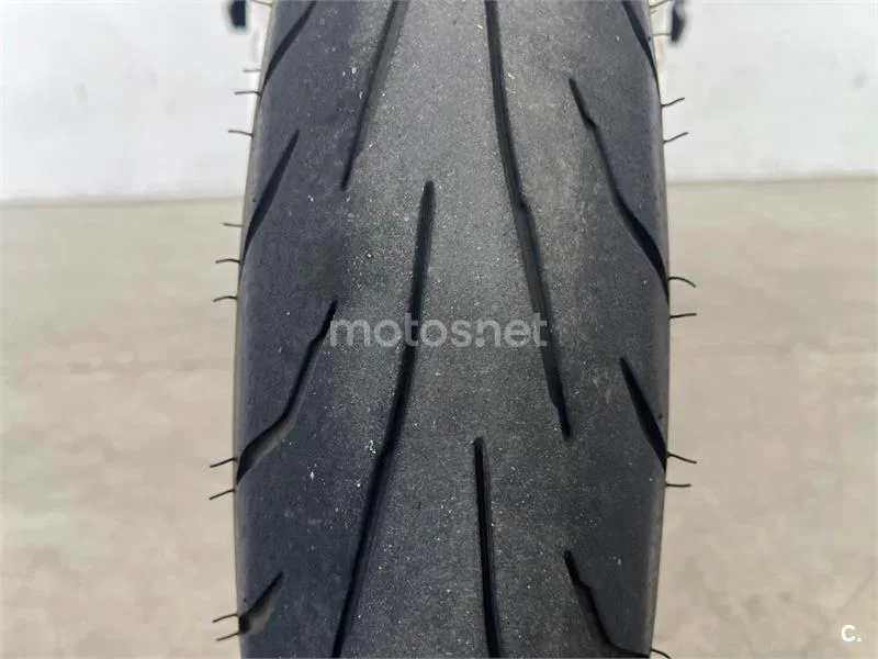 Triumph Street Triple – Vista 27