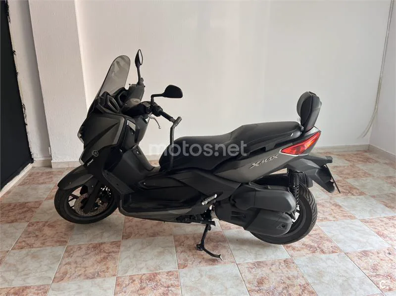 Yamaha XMAX 125 - Vista 5