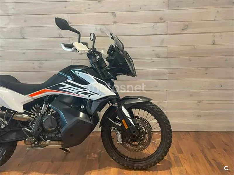 KTM 790 – Vista 8