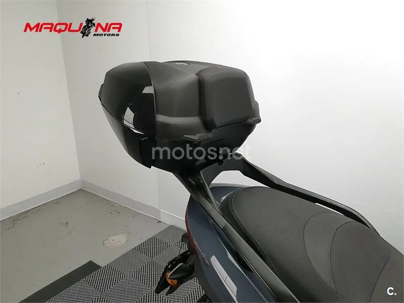 Yamaha Tricity – Vista 16