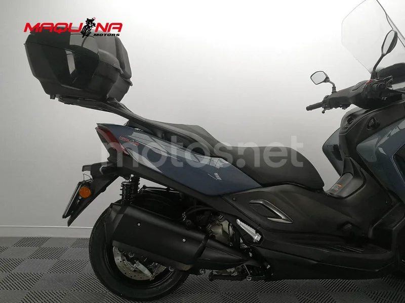 Yamaha Tricity – Vista 7