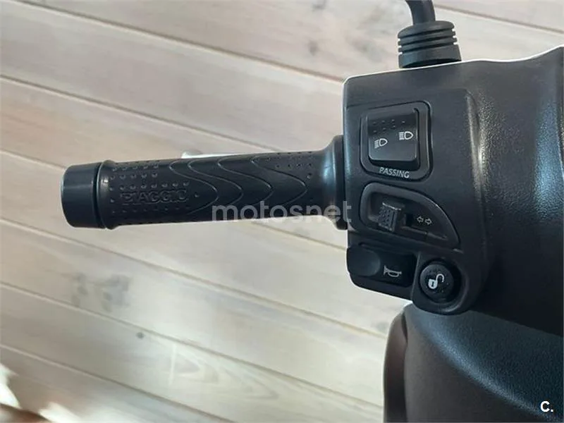 Piaggio Medley – Vista 12
