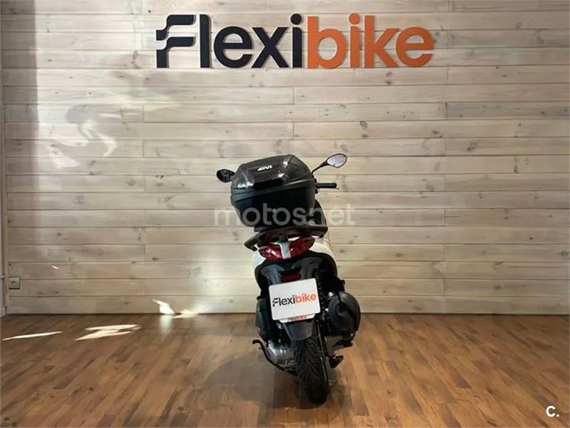 Piaggio Medley – Vista 5