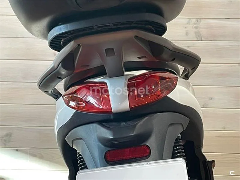 Piaggio Medley – Vista 6