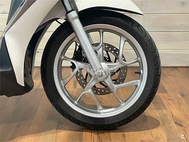 Piaggio Medley – Vista 9