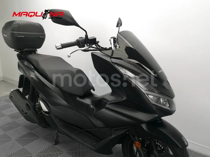 Honda PCX 125 – Vista 6
