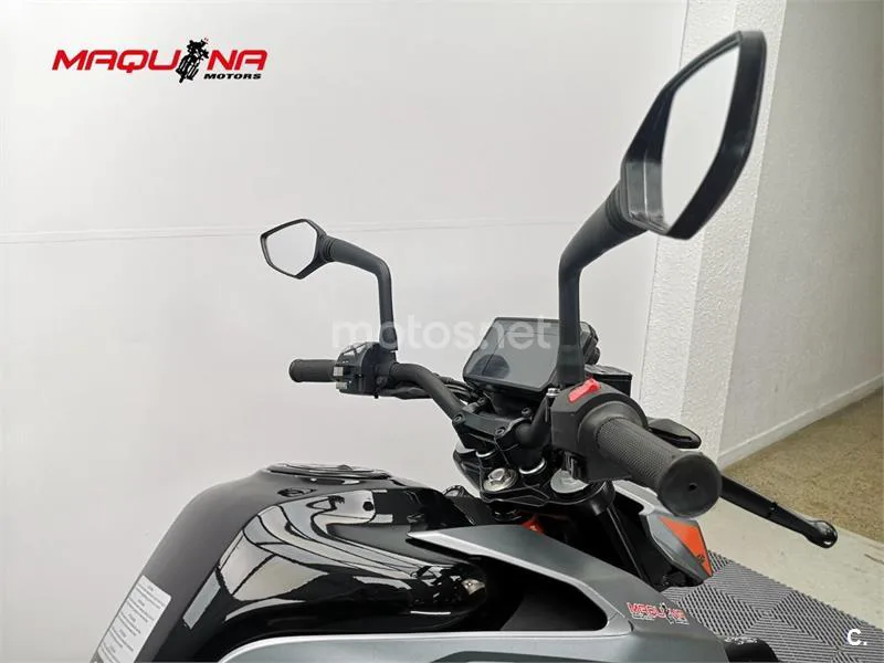KTM 125 – Vista 8