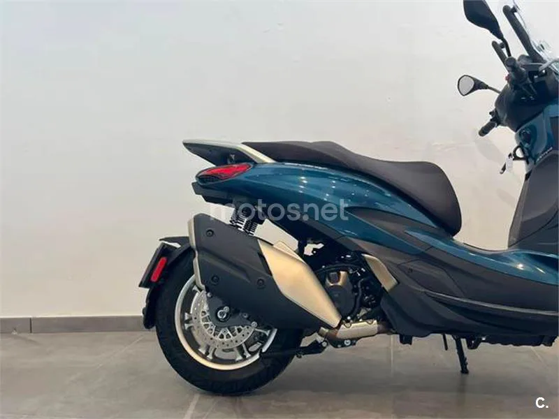 Piaggio Beverly – Vista 7