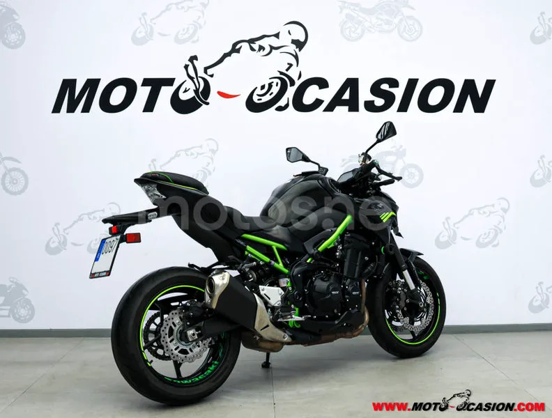 Kawasaki Z900 – Vista 3