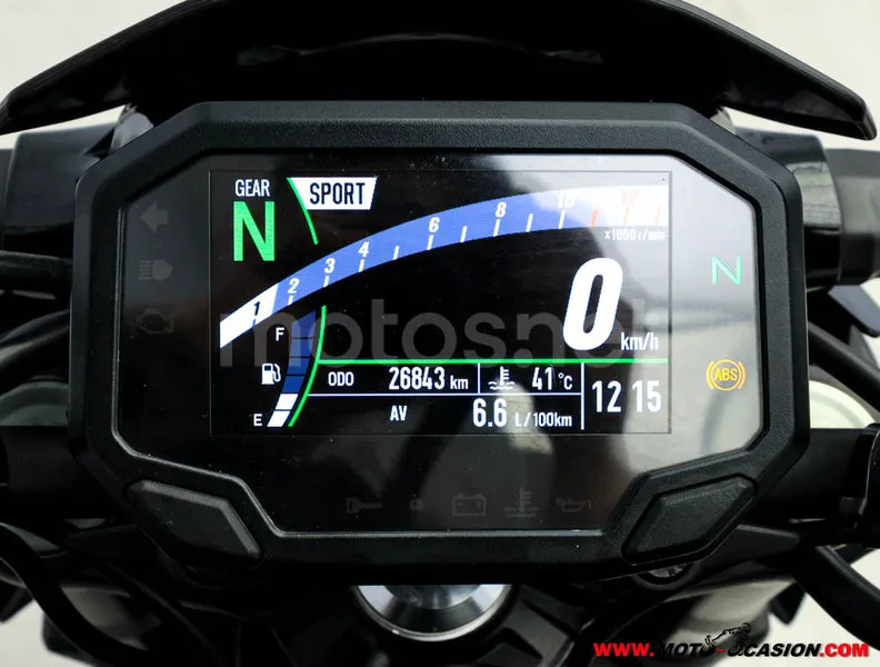 Kawasaki Z900 – Vista 6