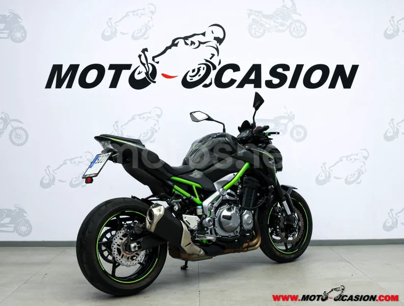 Kawasaki Z900 – Vista 3