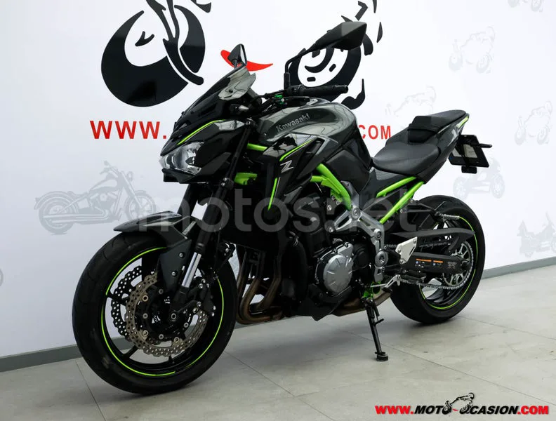 Kawasaki Z900 – Vista 7