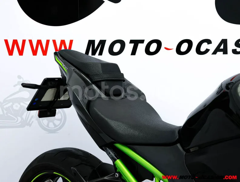 Kawasaki Z900 – Vista 10