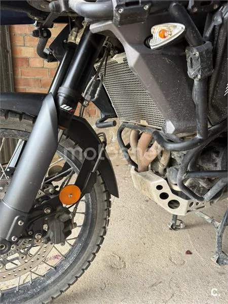 Triumph Tiger 800 - Vista 10