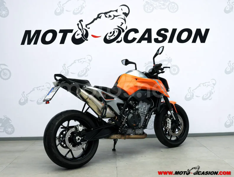KTM 790 – Vista 3