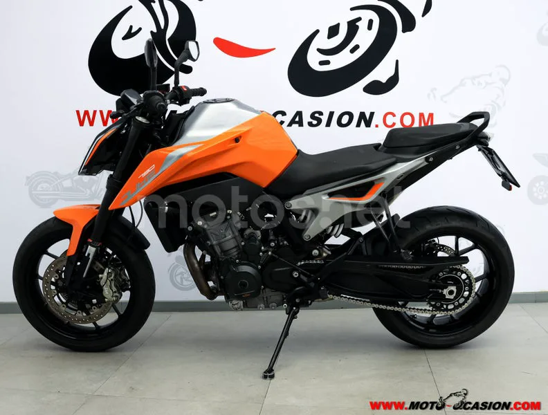 KTM 790 – Vista 7
