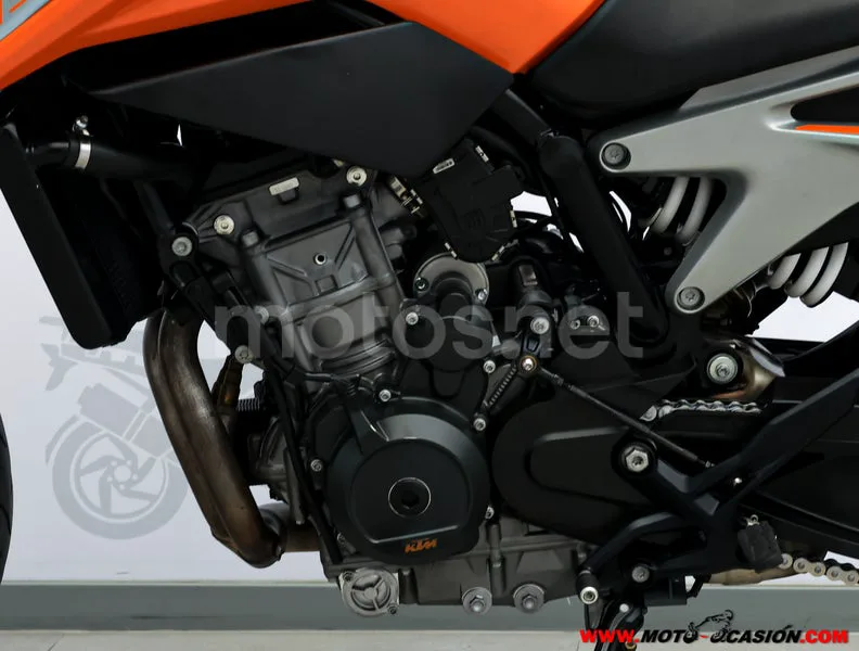 KTM 790 – Vista 10