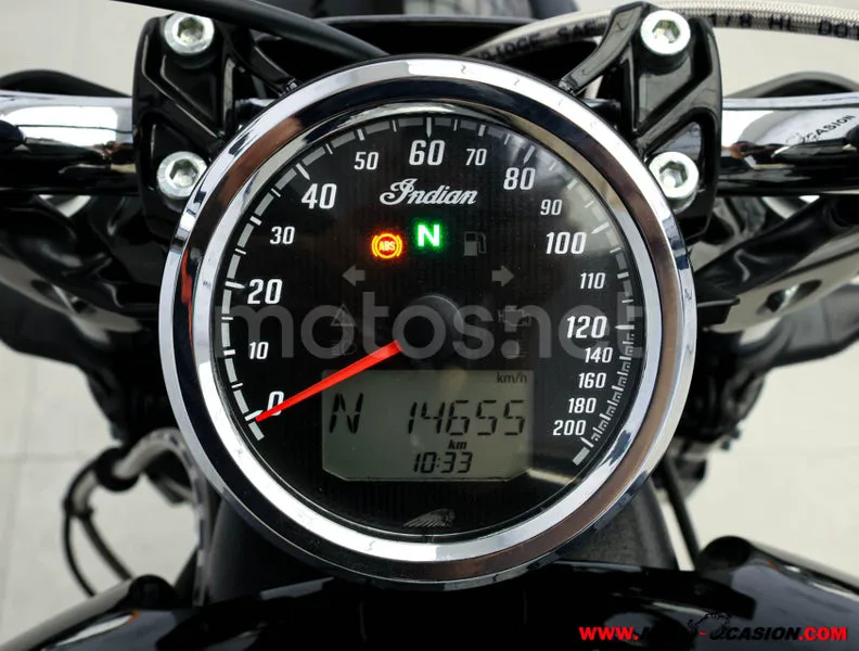 Indian Scout – Vista 6