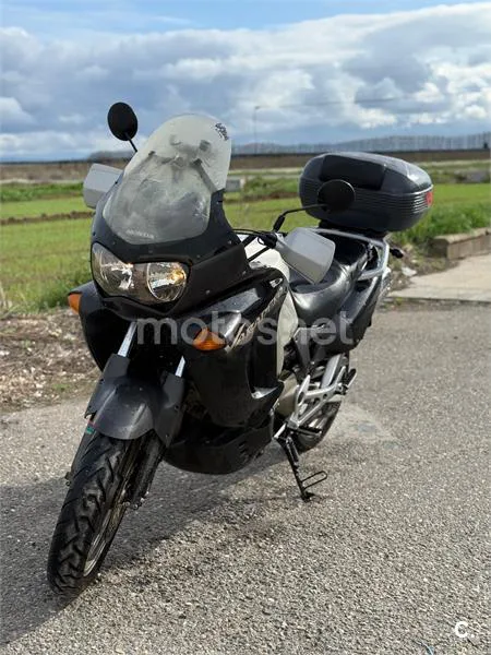 Honda XL 1000 V Varadero – Vista 4