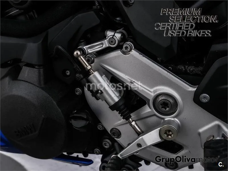BMW F 900 R – Vista 13