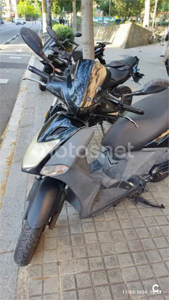 Kymco Agility City 125 - Vista 8