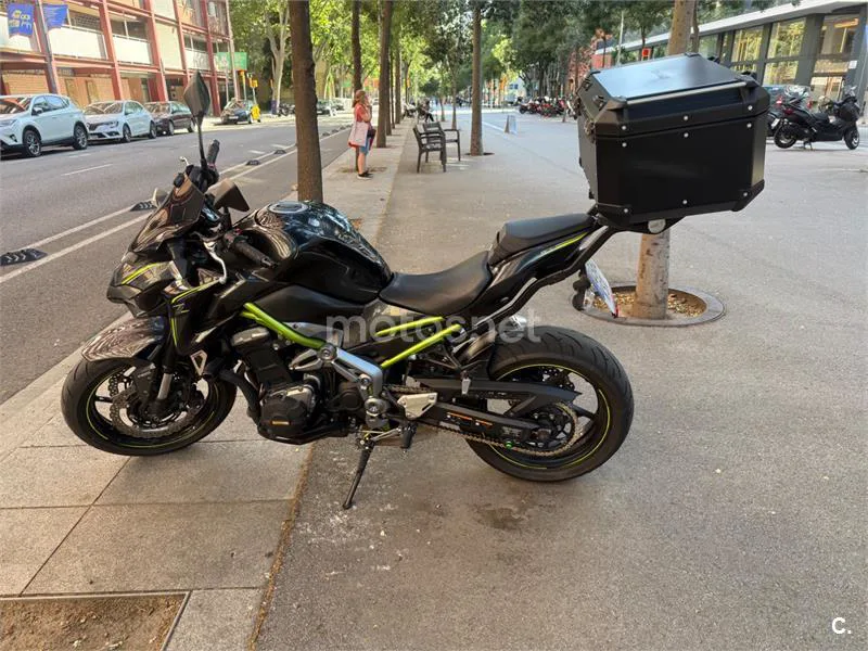 Kawasaki Z900 – Vista 4