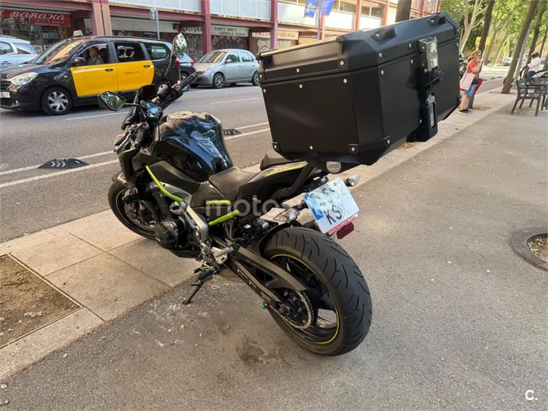 Kawasaki Z900 – Vista 5