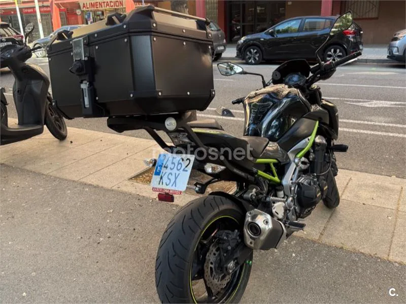 Kawasaki Z900 – Vista 7