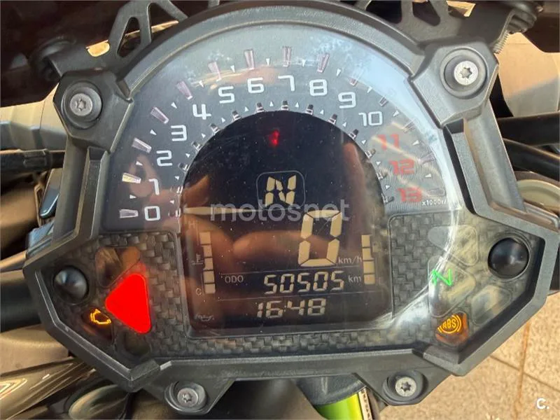 Kawasaki Z900 – Vista 9
