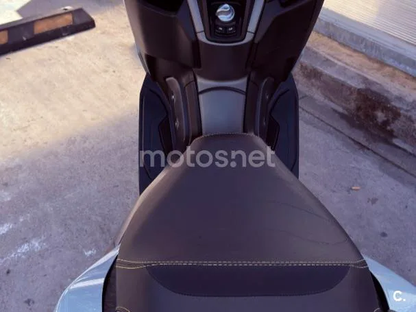 Yamaha NMAX – Vista 5