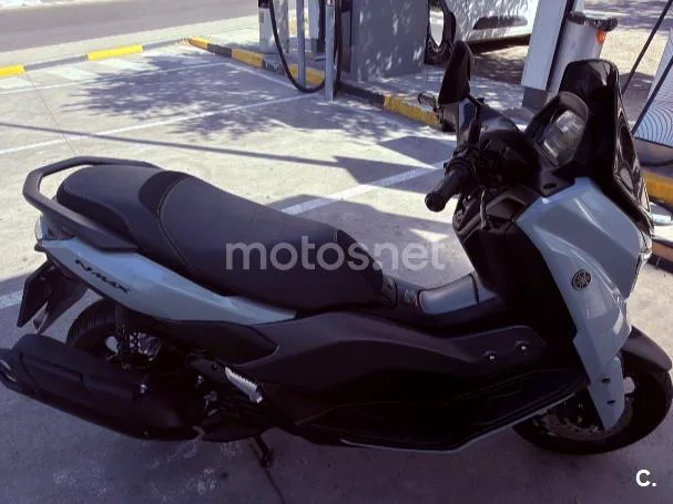 Yamaha NMAX – Vista 7