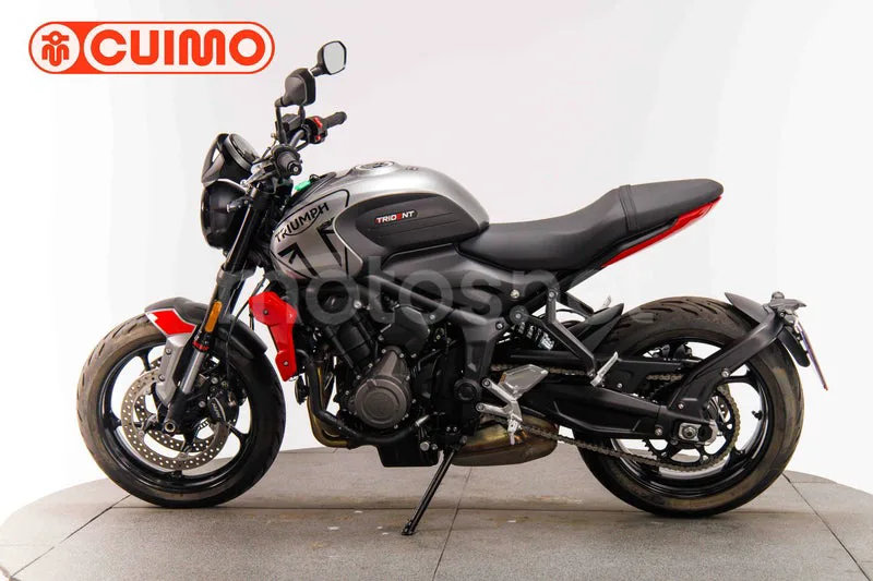 Triumph Trident 660 – Vista 15