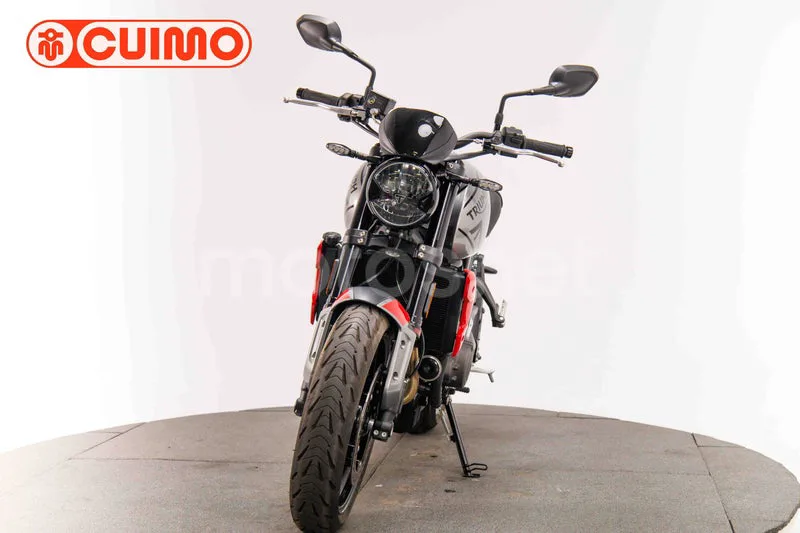 Triumph Trident 660 – Vista 18