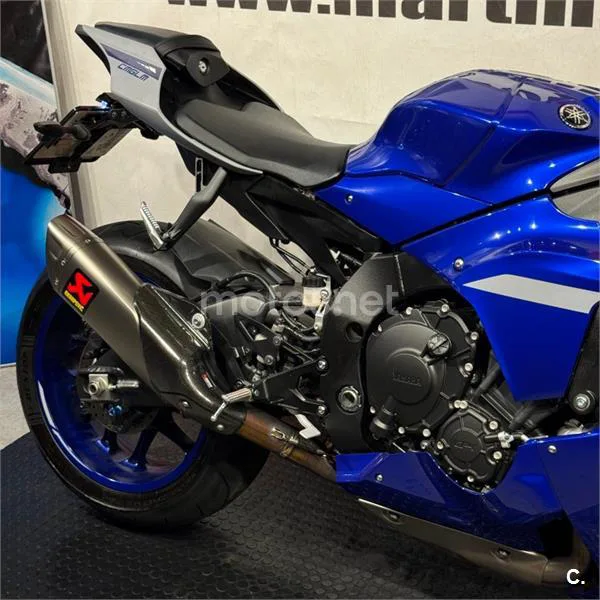 Yamaha R1 – Vista 4