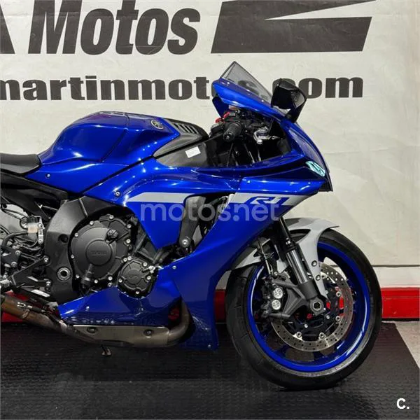 Yamaha R1 – Vista 7