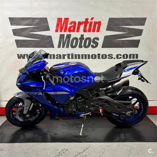 Yamaha R1 – Vista 10