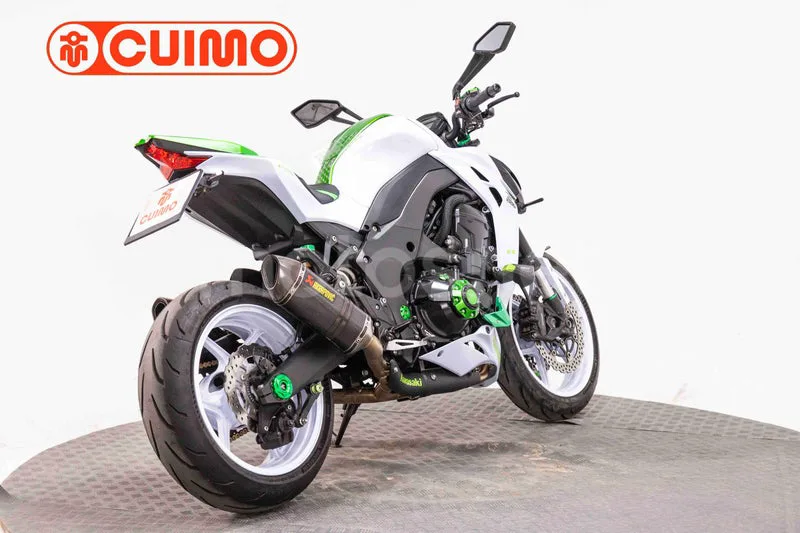 Kawasaki Z1000 – Vista 9