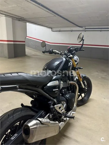 Triumph Speed 400 – Vista 6