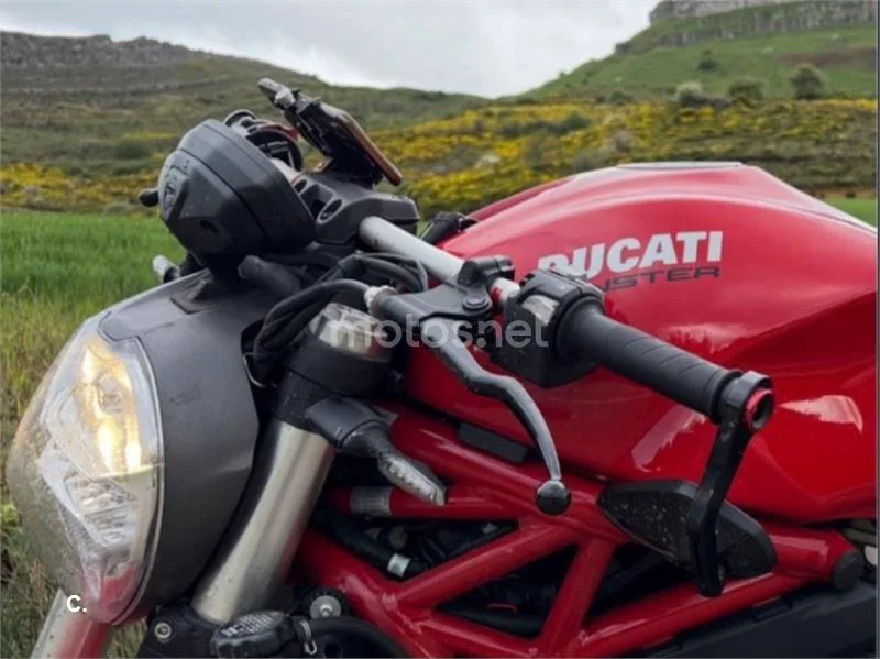 Ducati Monster 821 – Vista 5