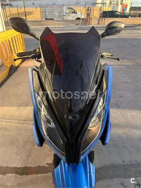 Kymco K-XCT 300i – Vista 6