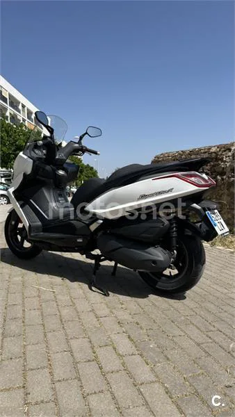 Kymco Super Dink 350 - Vista 3
