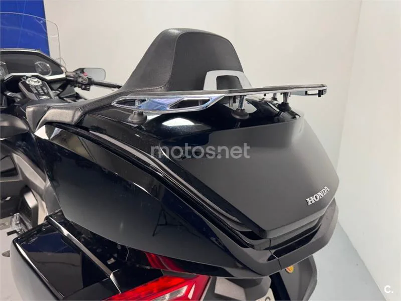 Honda Gold Wing – Vista 13
